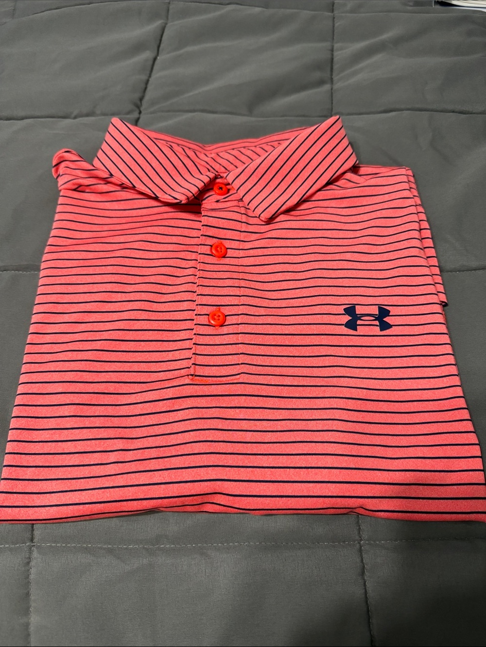 Under Armour loose fit HeatGear polo. 2XL